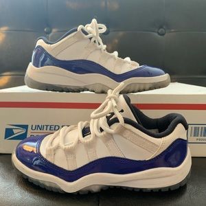 Jordan 11 Retro Low GG ‘Concord Sketch’